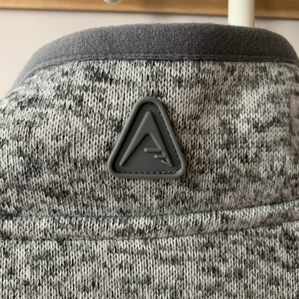 Clemson Tiger Antigua Charcoal Sweater Small - Picture 6 of 6